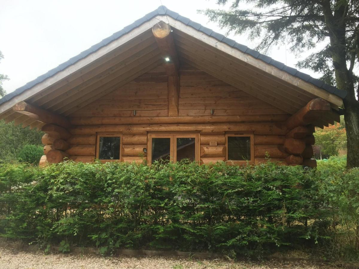 Ewes Water Log Cabins Langholm ภายนอก รูปภาพ