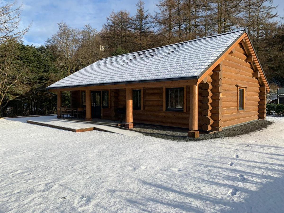 Ewes Water Log Cabins Langholm ภายนอก รูปภาพ